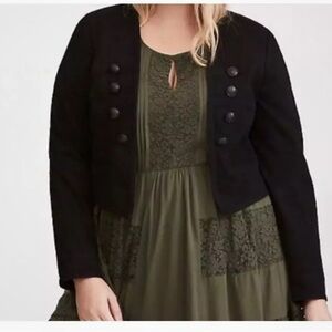 Torrid Military Style Twill Cropped Jacket Black Shrug with decorative buttons
